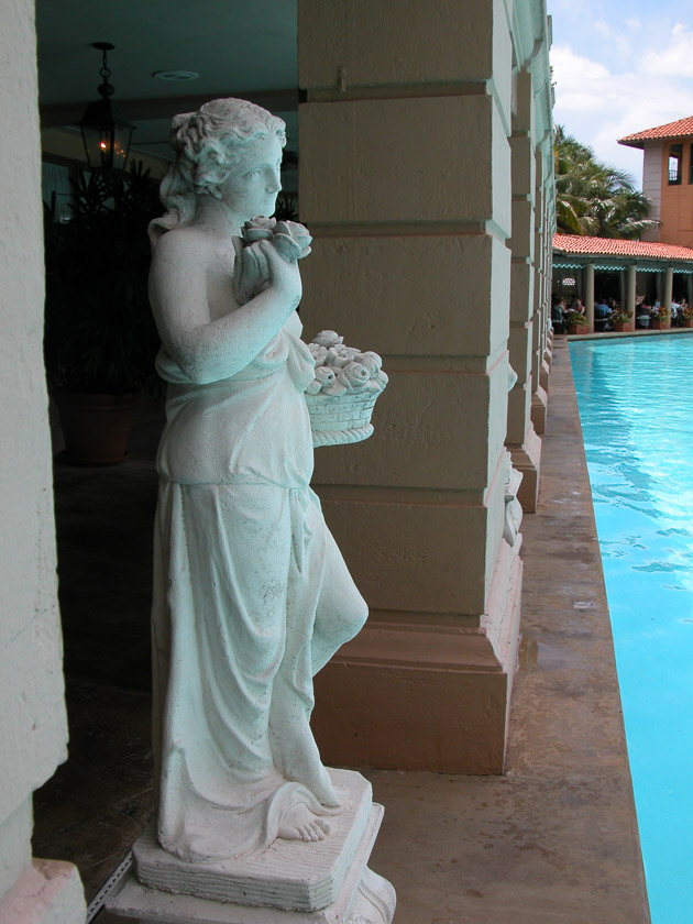  Bitmore Hotel
